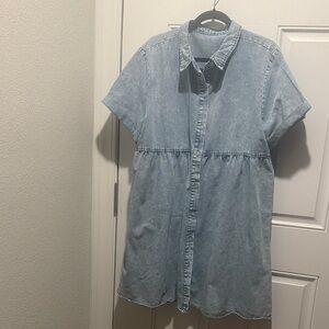 Ladies Light Blue Denim ' Button-Up Dress